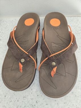 Vionic Brown and Orange Women's Orthotic Flip Sandals